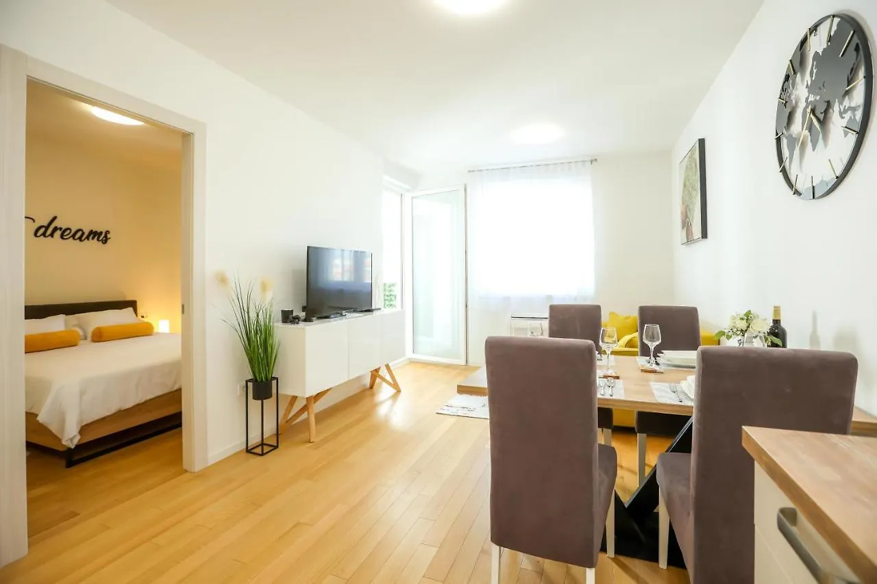 Apartment Margarita Zadar